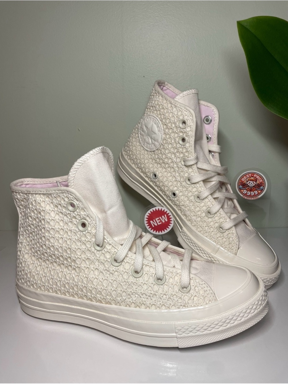 Converse - Size US8 - Women's Chuck
70 HI Knit Egret Sneakers NWTO